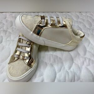 New MK kids tennis shoe size 10